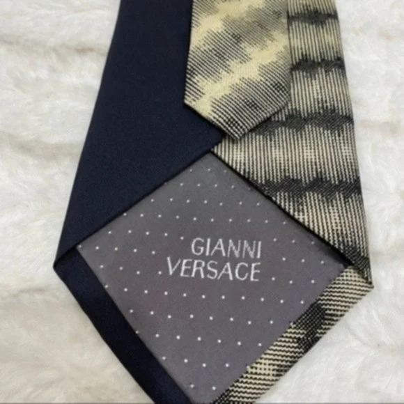 Gianni Versace Tie Color Navy Blue/Tan/Yellow